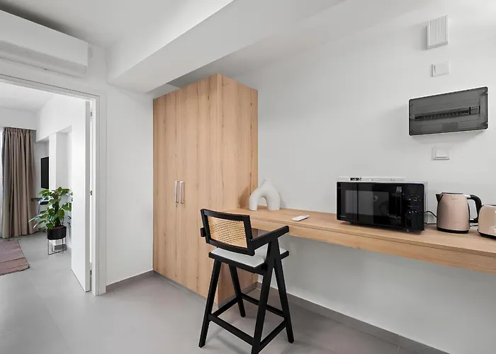 Finikoudes Marina View 202 * Larnaca