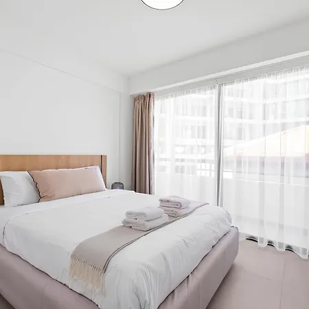 Apartment Finikoudes Marina View Larnaca
