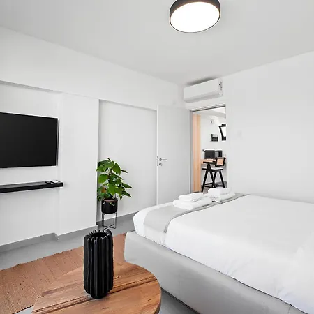 Apartment Finikoudes Marina View Larnaca